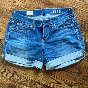 Gap Boyfriend Shorts